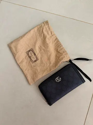 Black Gucci Continental Wallet with Dust Bag - Good Condition