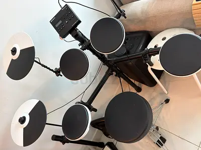 Roland Electric Drum TD02
