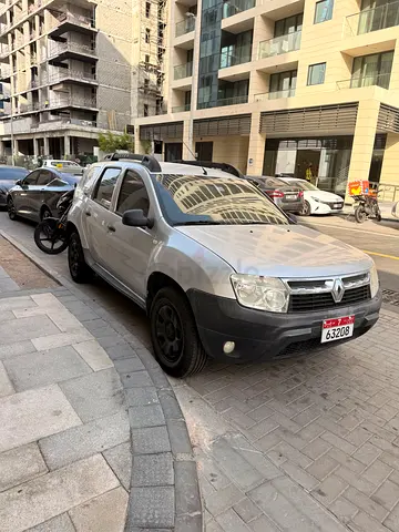 Renault Duster 2015 Standard GCC Specs - Reliable SUV
