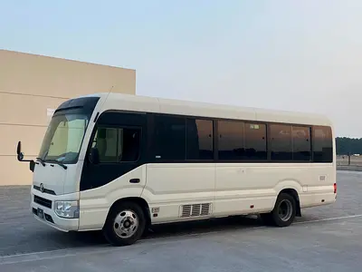 2022 Toyota COASTER — фото 2