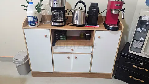 Storage cabinet