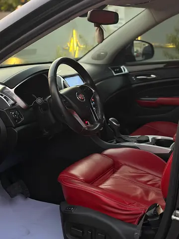 صورة 7 لـ 2013 Cadillac SRX