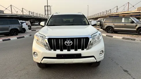 Toyota Prado GXR 2017 v6 GCC Specs, excellent condition ,First owner ,2key