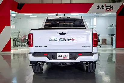 2025 RAM 1500 photo 7