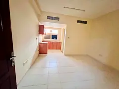 School Area Big size saprt kitchen studio 19k available in muwaileh sharjah