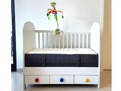 IKEA Baby Cot + Customized Englander Mattress + Chicco Music & Light Projector | 60×120 cm