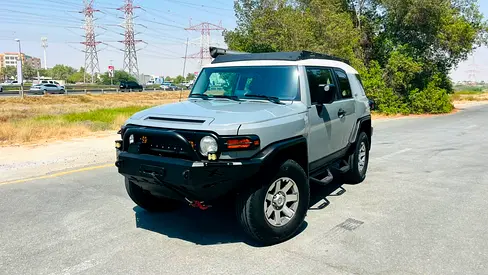 TOYOTA FJ CRUISER 2017 NO ACCIDENT FULL OPTION LOADED