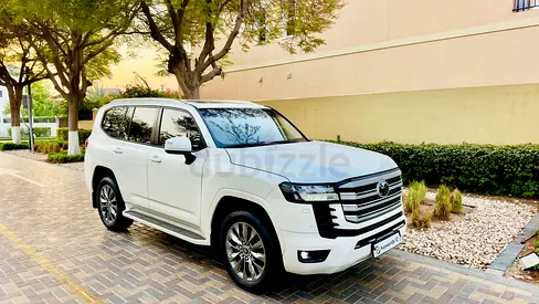 Toyota Land Cruiser GXR 2026 - Brand New GCC Specs