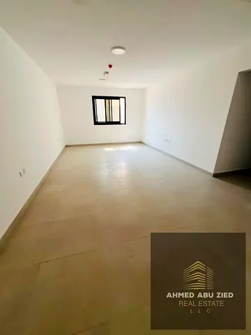غرفة ماستر | 3 حمامات | مطبخ كبير | تكييف مركزي | 4 أو 6 دفعات