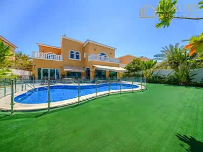 Partially Upgraded | On The Park | Vastu