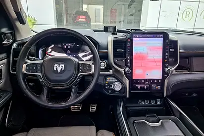 2025 RAM 1500 photo 10