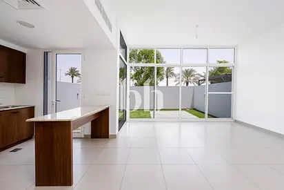 Ready to move in | Single Row | Landscaped