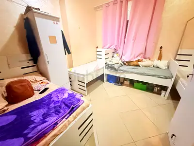 Bed space for Indian Females