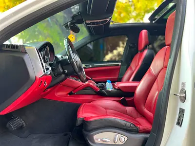 2014 Porsche CAYENNE — миниатюра 14