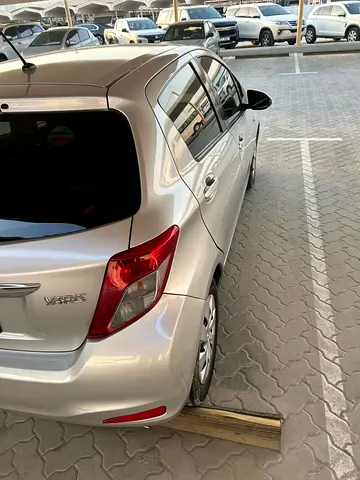 صورة 4 لـ 2013 Toyota YARIS