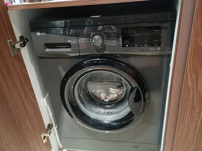 WASHING MACHINE