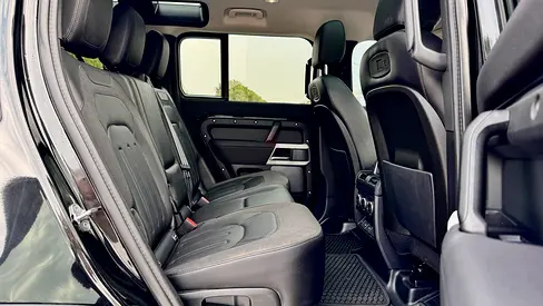Land Rover Defender 110 SE P400, миниатюра 12