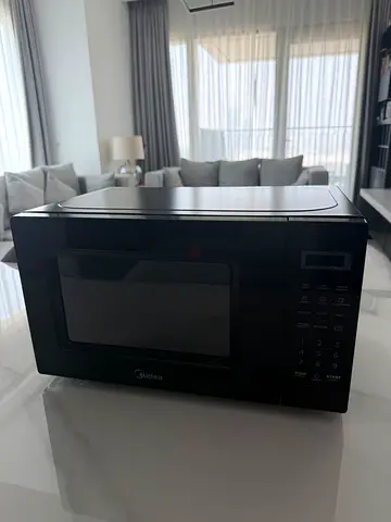Midea 20L Solo Microwave Oven – 700W – Black (EM721BK)