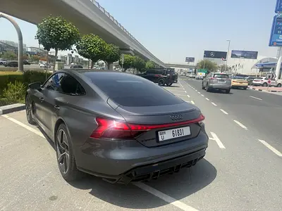 صورة 4 لـ 2022 AUDI E-TRON GT