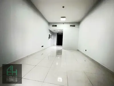 استوديو بالطابق العلوي | شرفة | إطلالة على وسط المدينة