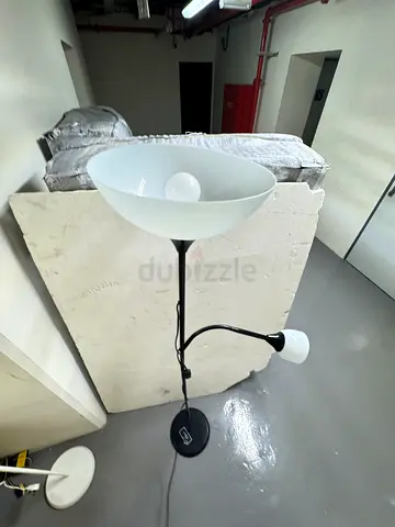Floor lamp with dual adjustable heads, black metal base URGENT URGENT 2 lamps