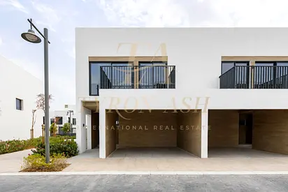 CORNER PLOT | OPPOSITE AMENITIES | CENTRAL LOCATED
