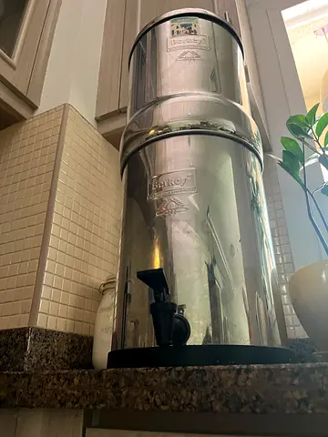 Big Berky water filter (carbon filter not included)