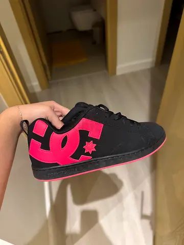 Dc court graffik women’s shoes