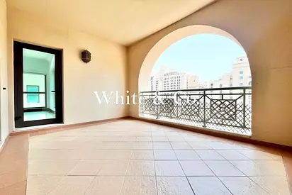 Unfurnished | High Floor | Maid's Room