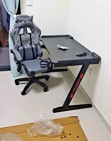 Brand New stylish office chairs//