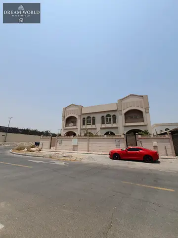 Spacious 5 Bedroom Corner Villa for Rent | All Master Bedrooms & Separate Majlis