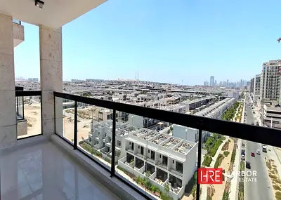 Marina Skyline View | Brand New | Semi Furnished