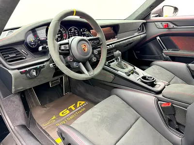 2025 Porsche 911 thumbnail 8