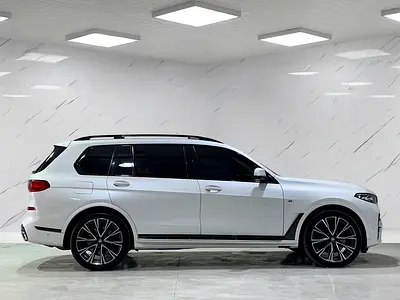 2019 BMW X7 photo 4
