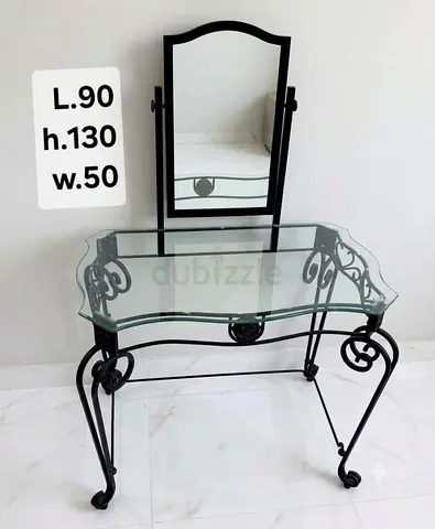 Metal galss dresser table available going cheap
