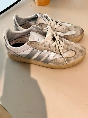 Lady sneakers