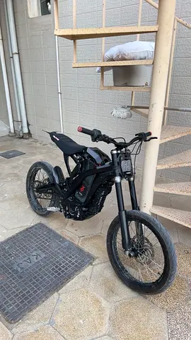 Surron lbx fully modded with upgraded controller and supermoto wheels but it comes with no battery