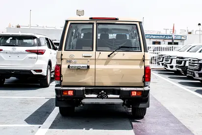 2026 Toyota LAND CRUISER 70 SERIES 照片 6