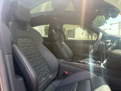 صورة 8 لـ 2022 AUDI E-TRON GT