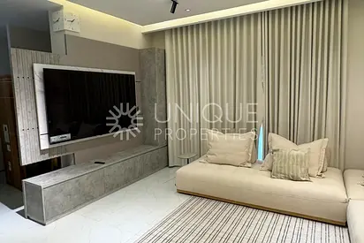 Modern Duplex | Pool View | Fully Renovated
