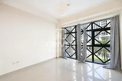 BLVD View | Spacious | Vacant | 2 Balconies