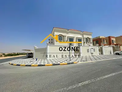 Hot Offer Fabulous 5Bedroom Villa With Maid Room Near to Mosque