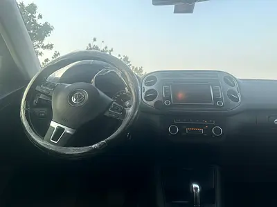 2015 Volkswagen TIGUAN — миниатюра 11