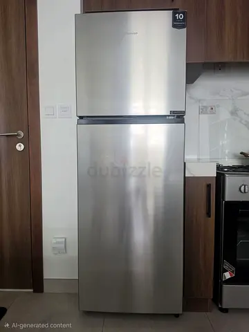 Hisense Fridge 326L