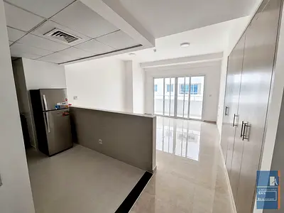 Modern Studio for Families With Gym, Pool, and Car Parking
