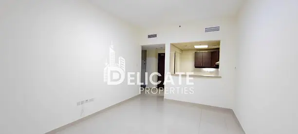 HIGH FLOOR | MODERN LIVING | SPACIOUS LAYOUT
