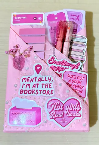 🌸 Blind Date with a Book – Light-Pink Fantasy Bundle 🌸