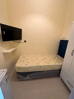 Available new single partition with smart tv and fridge in Academic city