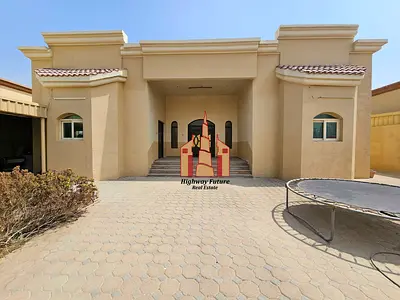 3 bed room All Master room Hall with washroom Majlis with washroom Maids room with washroom gardan