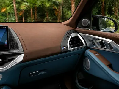 2023 BMW XM — фото 4